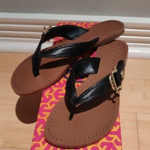 Tory Burch Nora Flat Thong Black Leather size 6